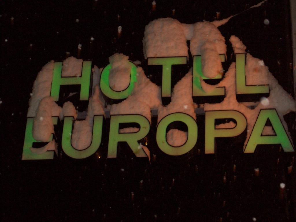 Hotel Europa Sondrio Bagian luar foto