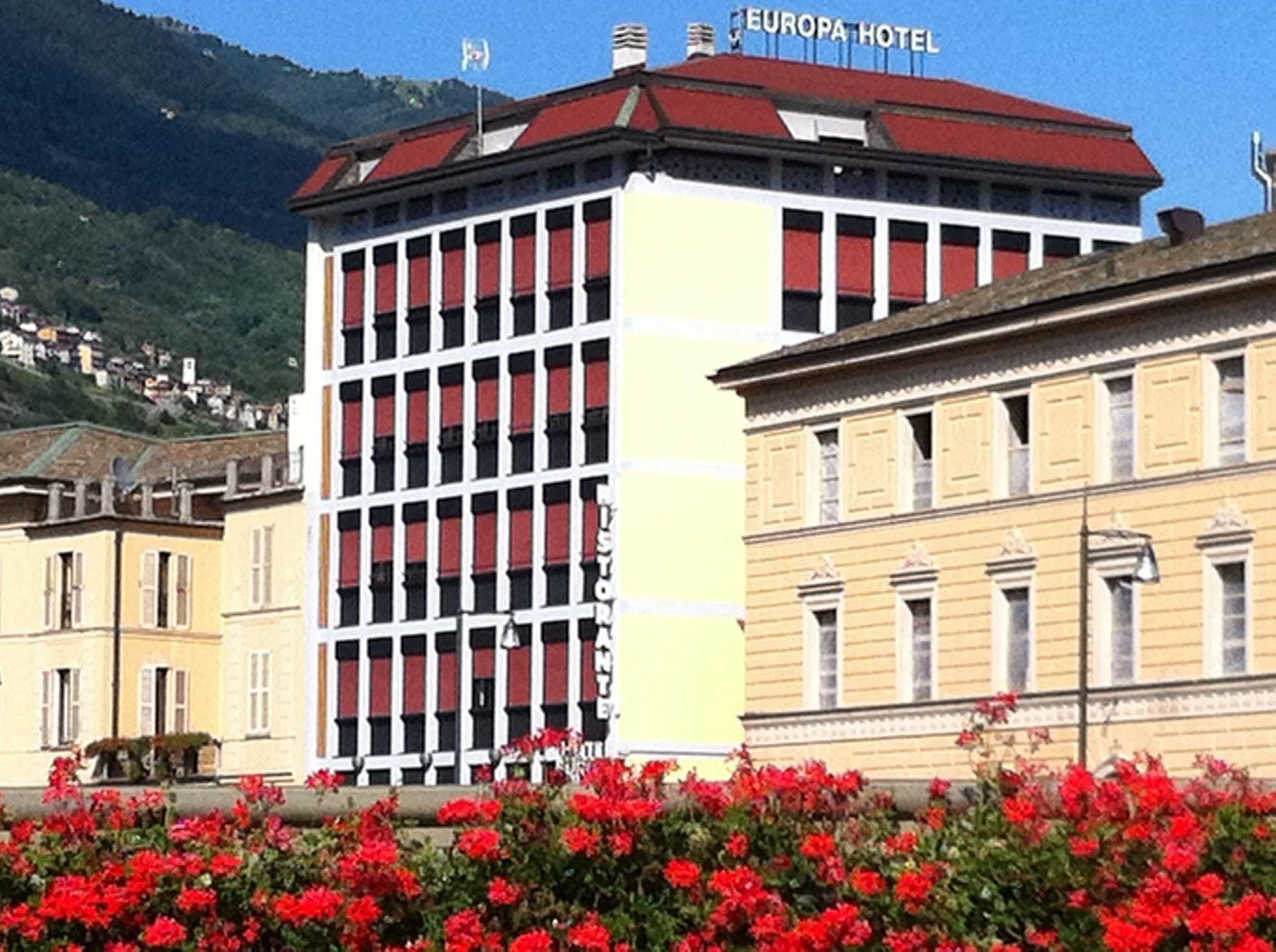 Hotel Europa Sondrio Bagian luar foto